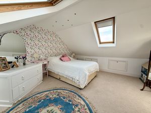 Photo 11- click for photo gallery